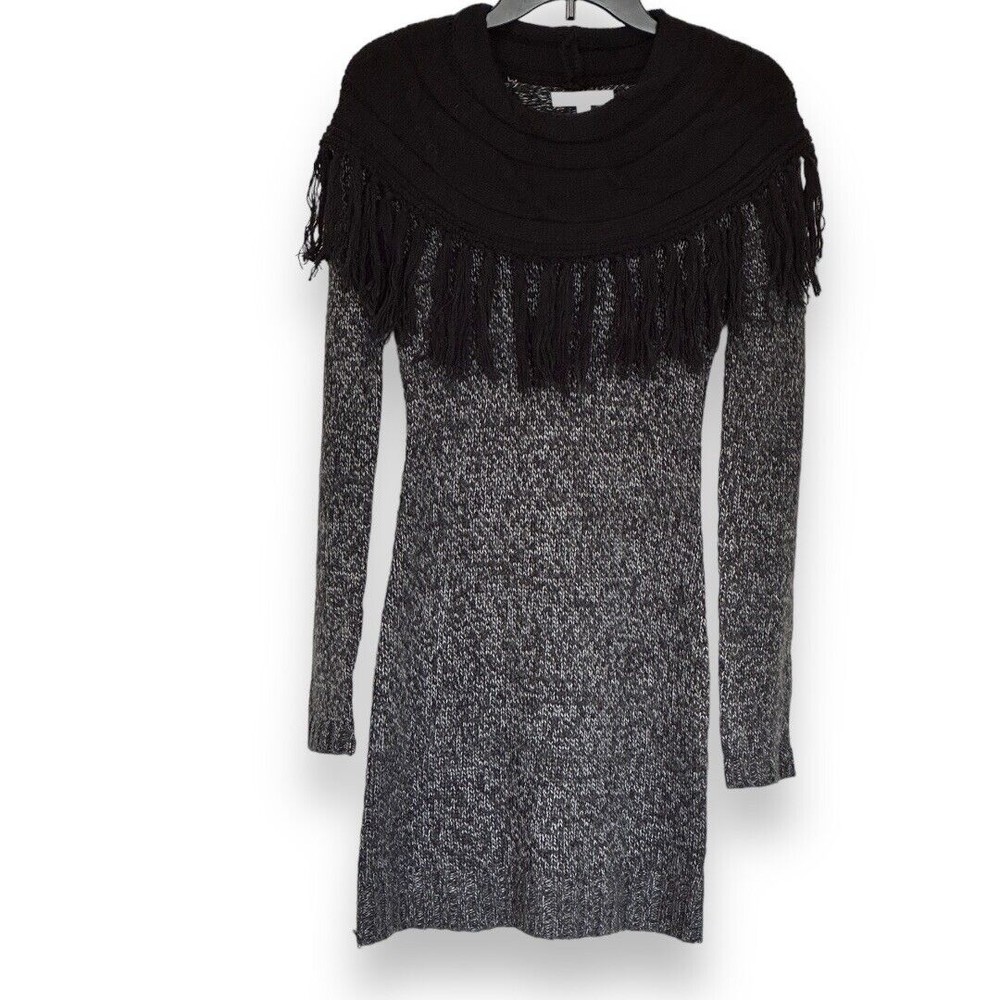 Romeo & Juliet Couture Black Gray Long Sleeve Fringe Collar Sweater Dress Size s